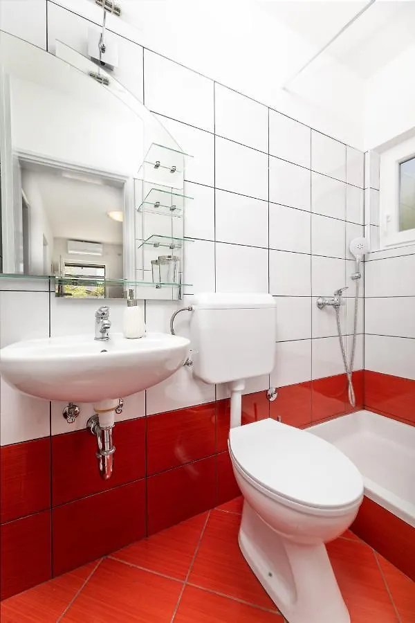Apartment Ferienwohnung Olive Garden & Sunset View Njivice