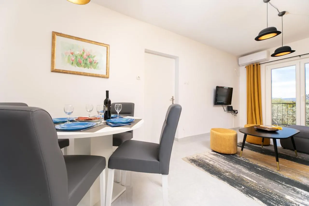 Ferienwohnung Olive Garden & Sunset View Njivice