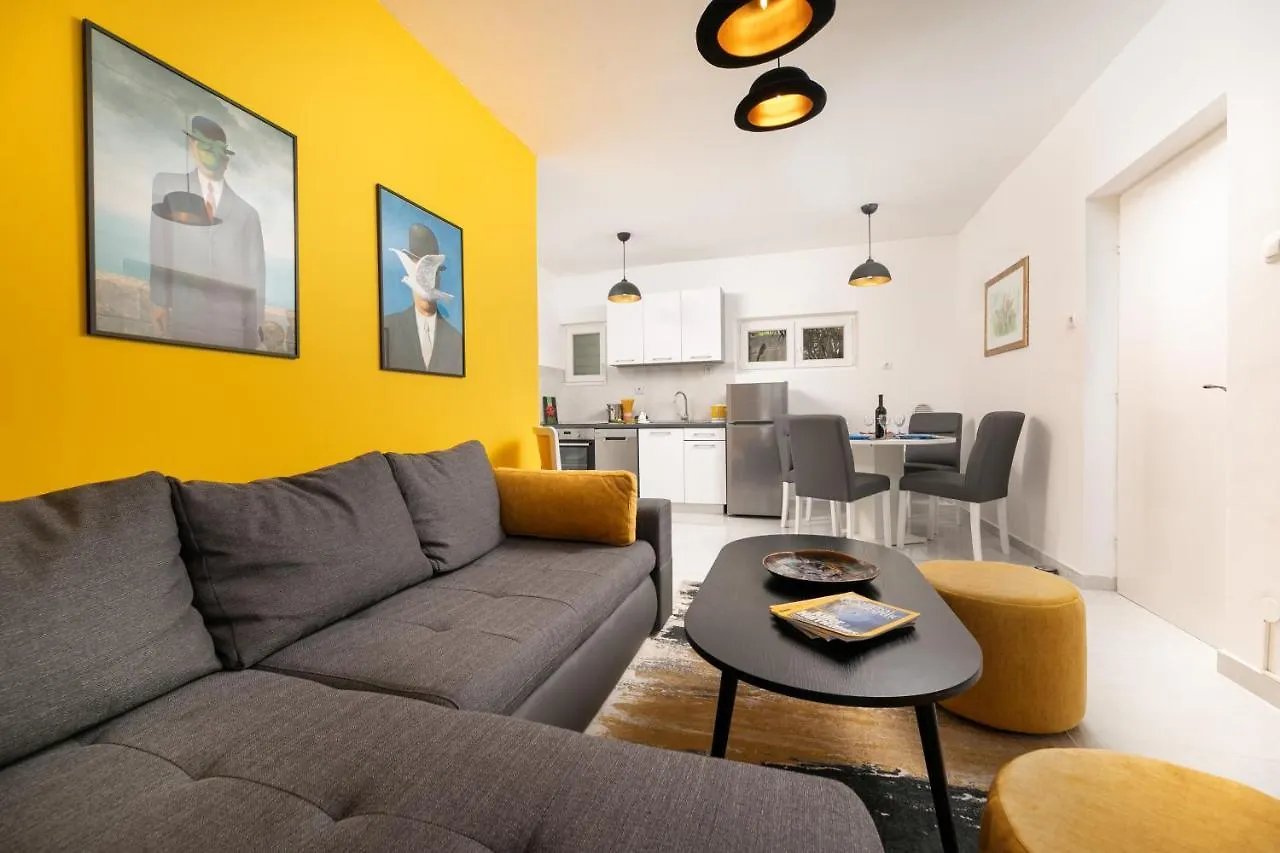 Olive Garden & Sunset View Apartment Njivice 0*,  Croatia