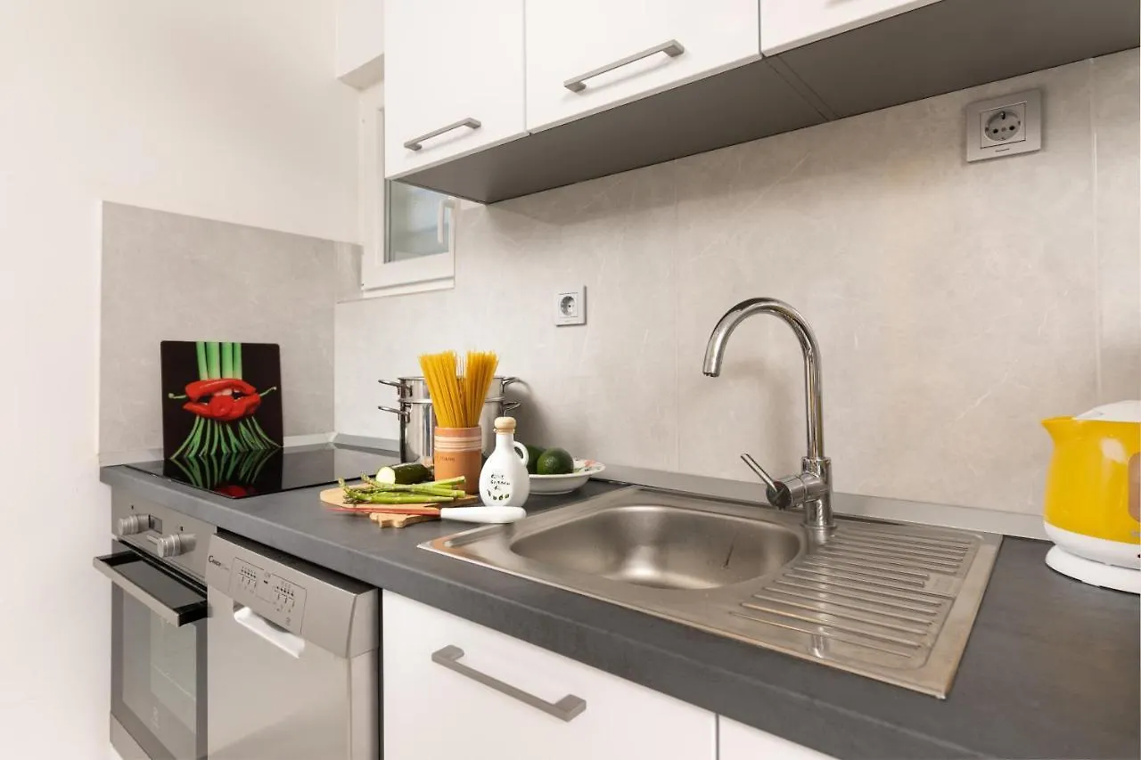 Apartment Ferienwohnung Olive Garden & Sunset View Njivice